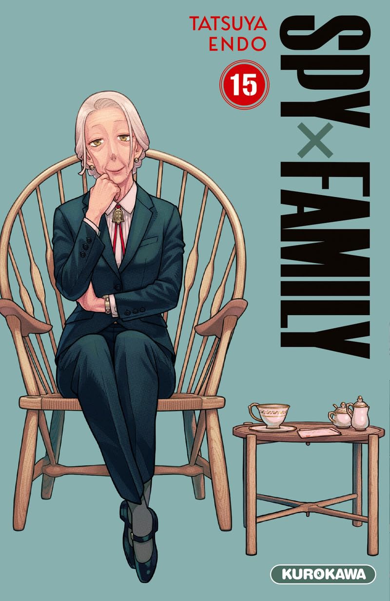 Couverture du quinzième tome de Spy x Family, de Tatsuya Endō.